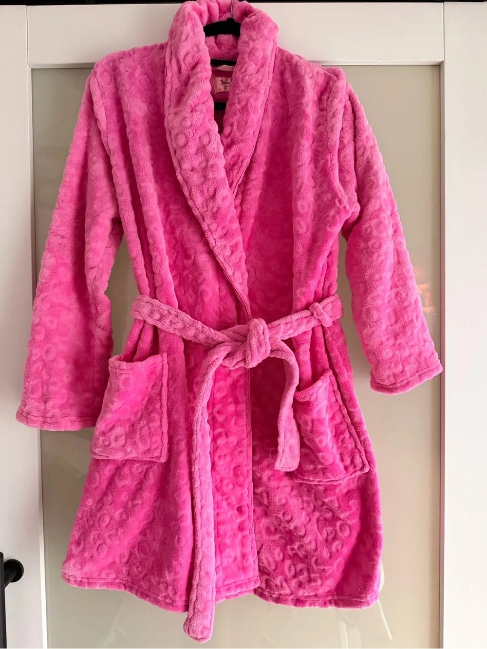 Plush, cozy and comfortable Juicy couture robe
